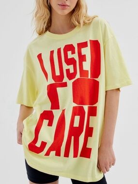 Urban outfitters I used to care oversize TEE vintage